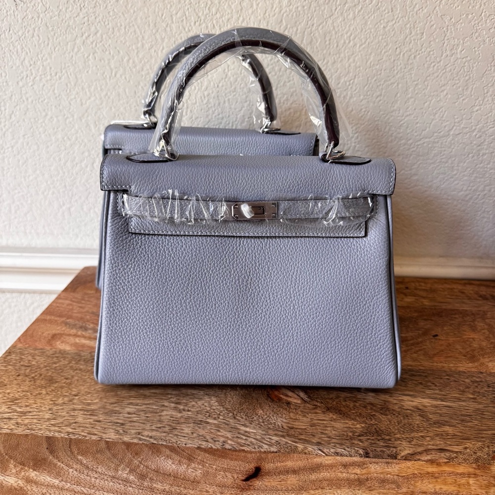 LEATHER INSIDE & OUT | Light Blue Gray 25 KL Belted Satchel Bag Top Handle S17 - Picture 2 of 12